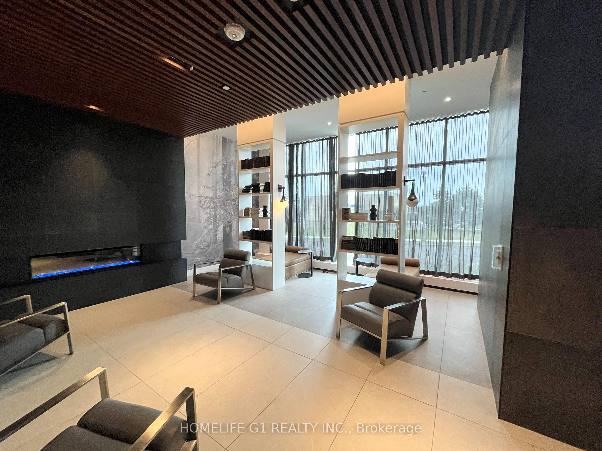 1 Bedroom Condo at 297 Oak Walk, Oakville For sale