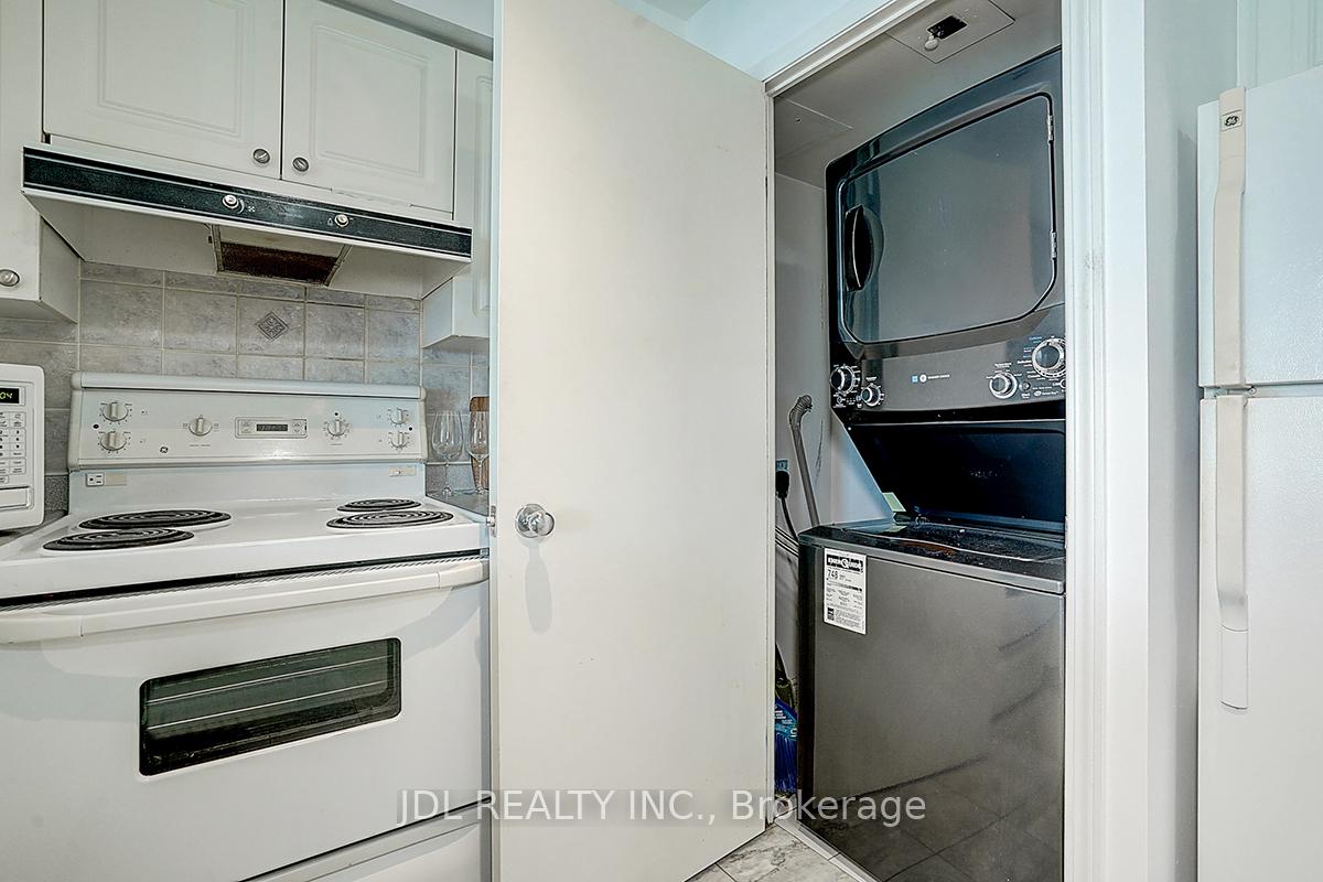 1 Bedroom Condo at 600 Queens, Toronto For sale
