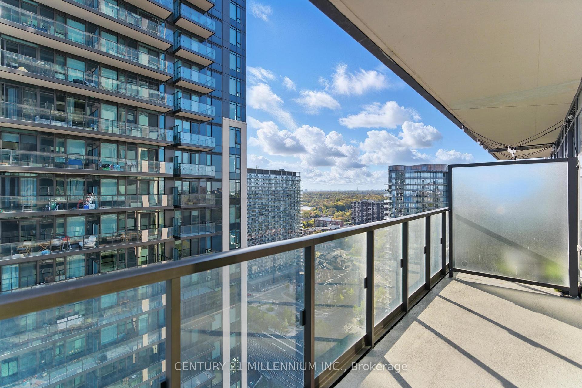 3 Bedrooms Condo at 1926 Lake Shore, Toronto For sale