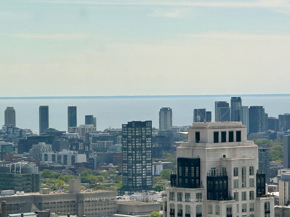 1 Yorkville