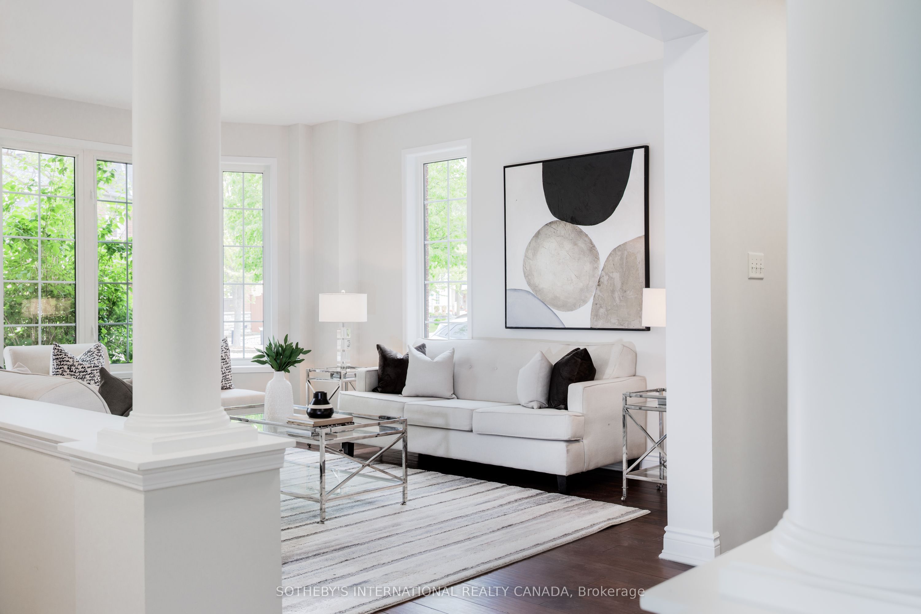 21 ALDEN Square