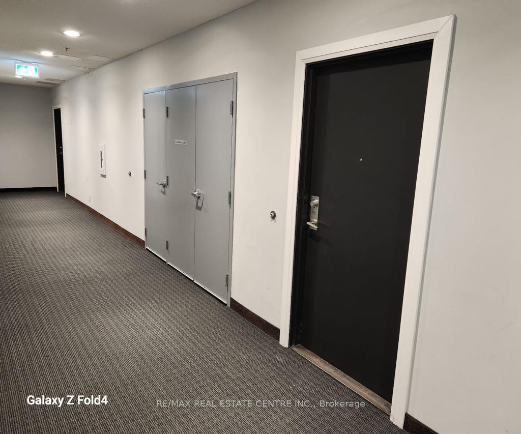 3 Bedrooms Condo at 22 East Haven,  Toronto For sale