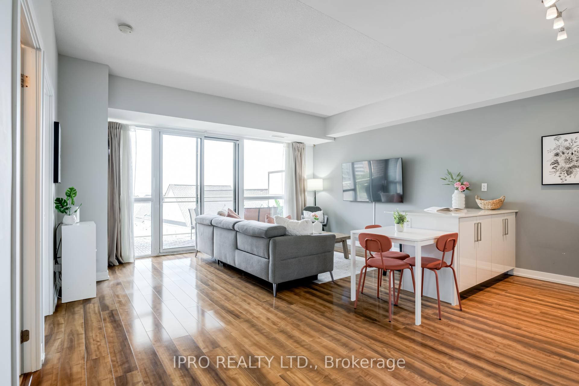 2 Bedrooms Condo at 5101 Dundas, Toronto For sale
