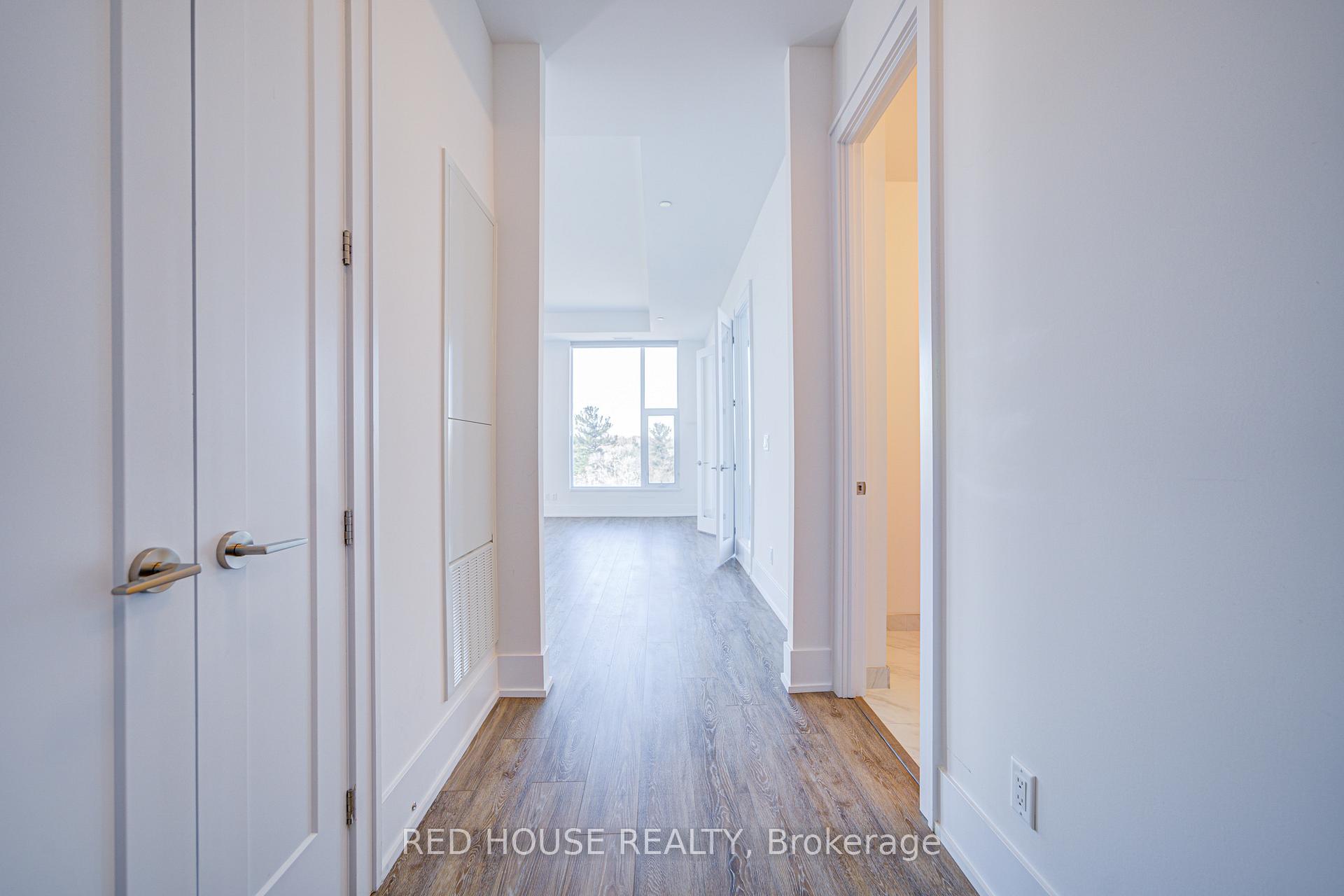 3 Bedrooms Condo at 25 Adra Grado, Toronto For sale