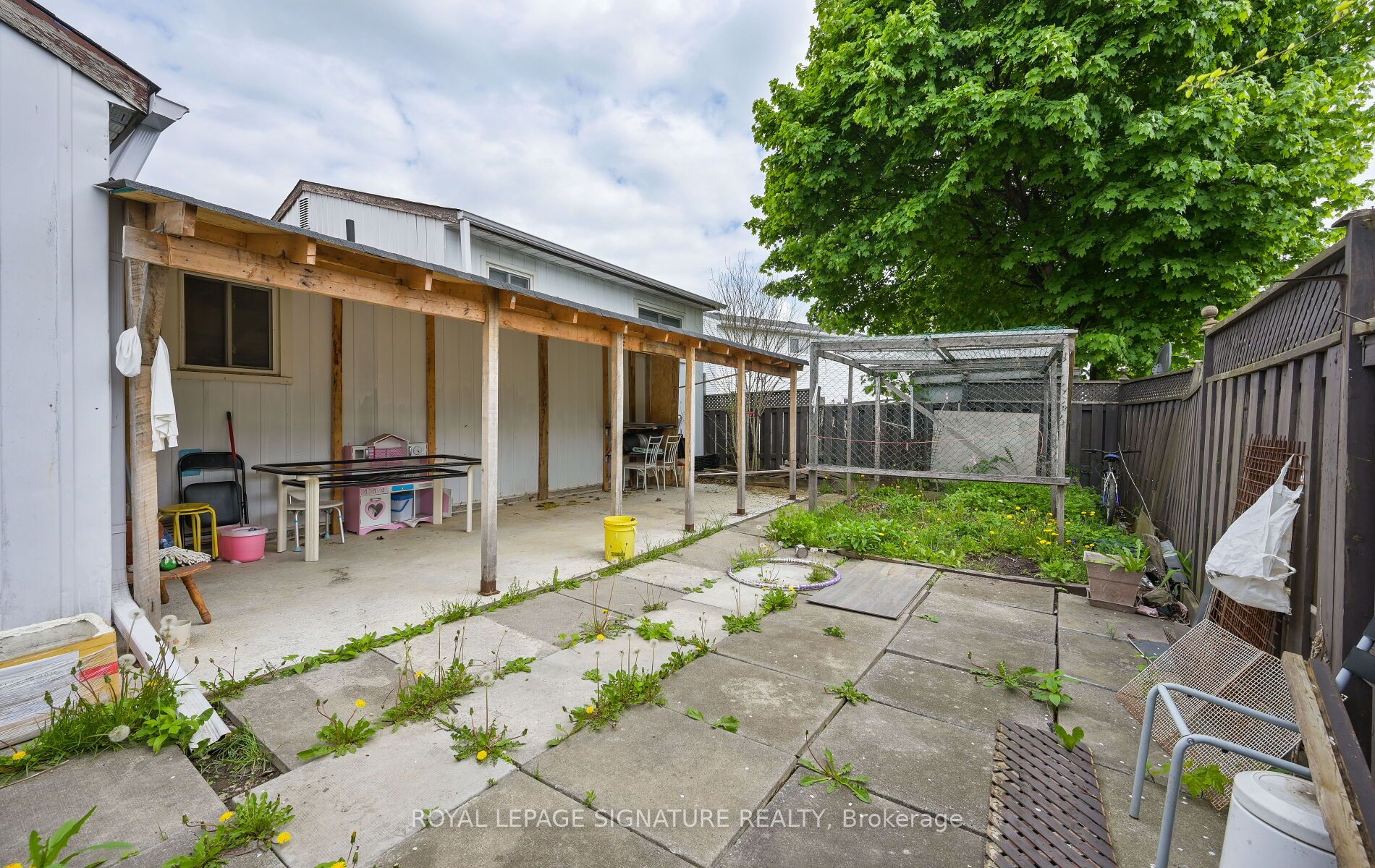 10 Heatherside Court