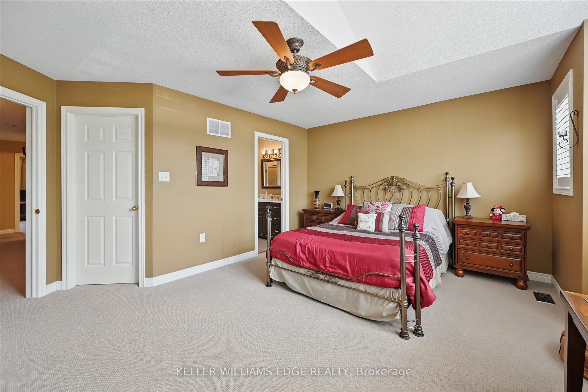 2939 Darien Road