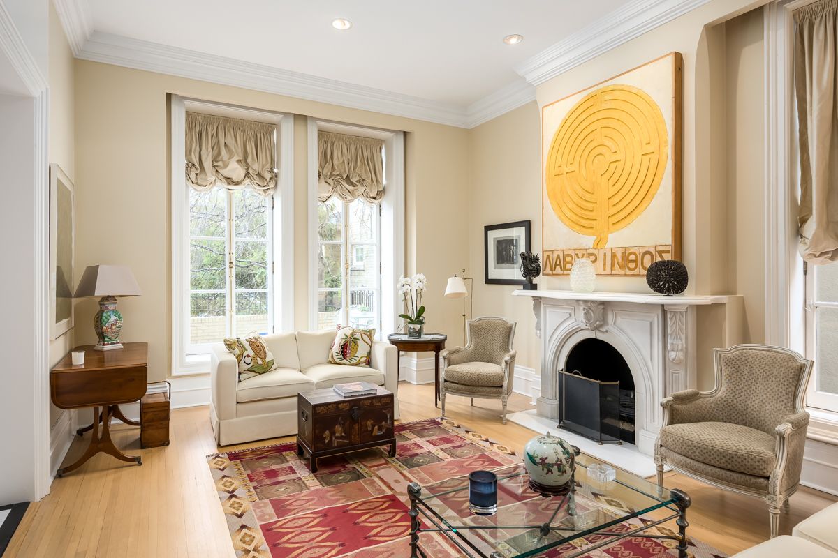 37 Heath Street W