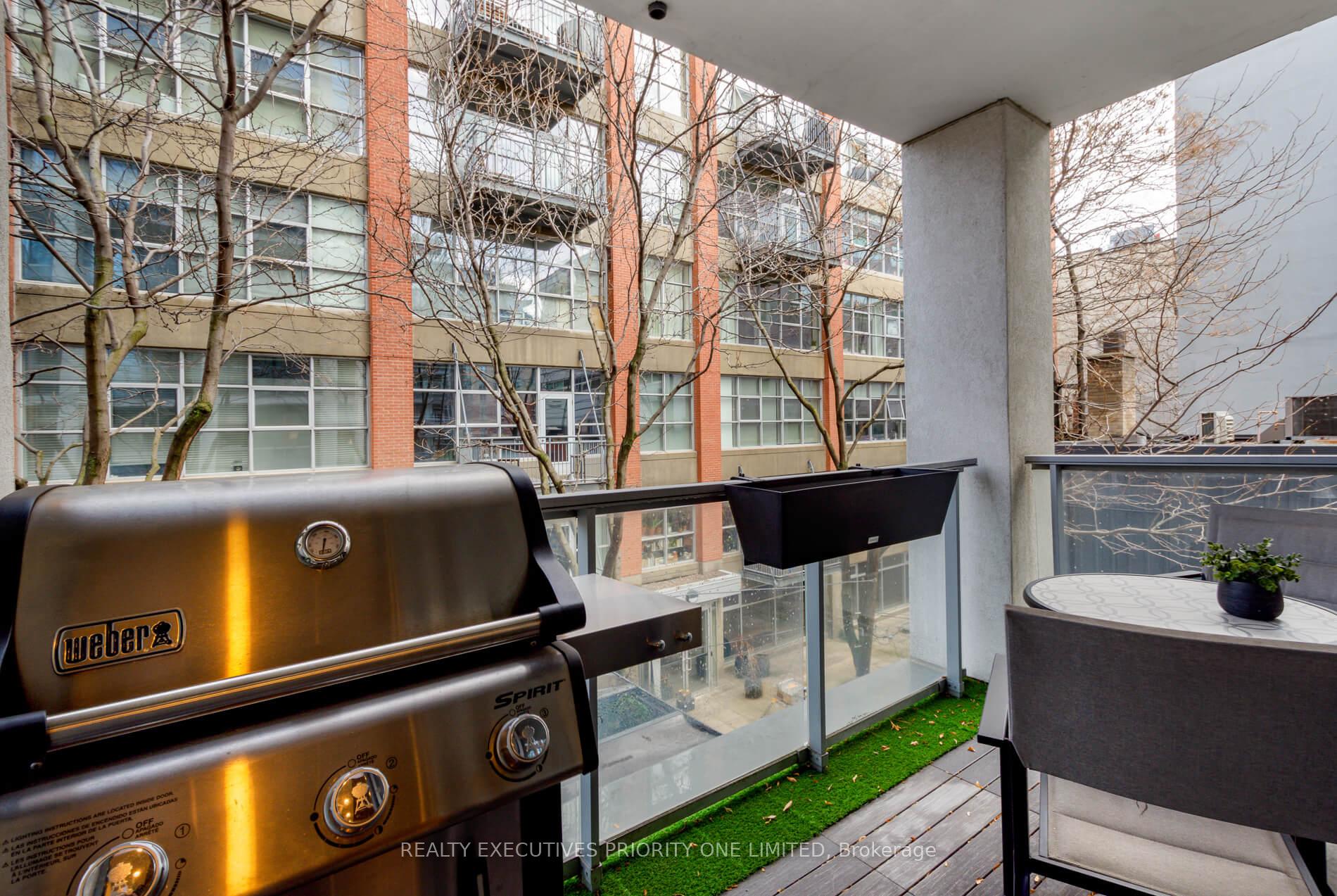 1 Bedroom Condo at 39 Brant, Toronto For sale