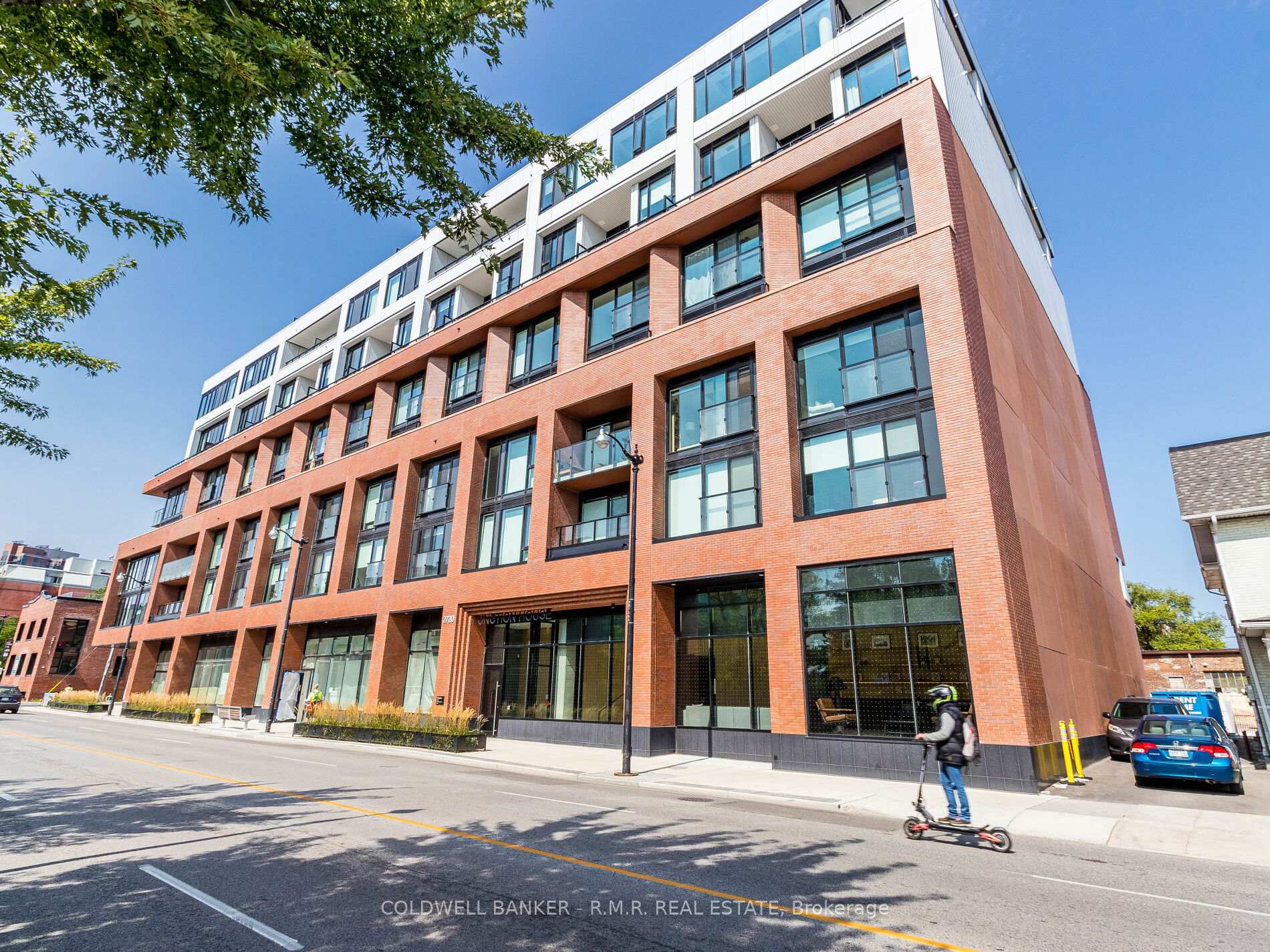 1 Bedroom Condo at 2720 Dundas, Toronto For sale