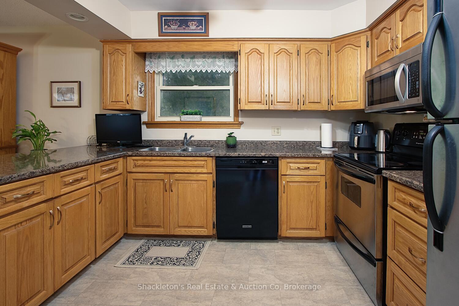Photo of 170 St John Street, St. Marys, ON N4X 1A5
