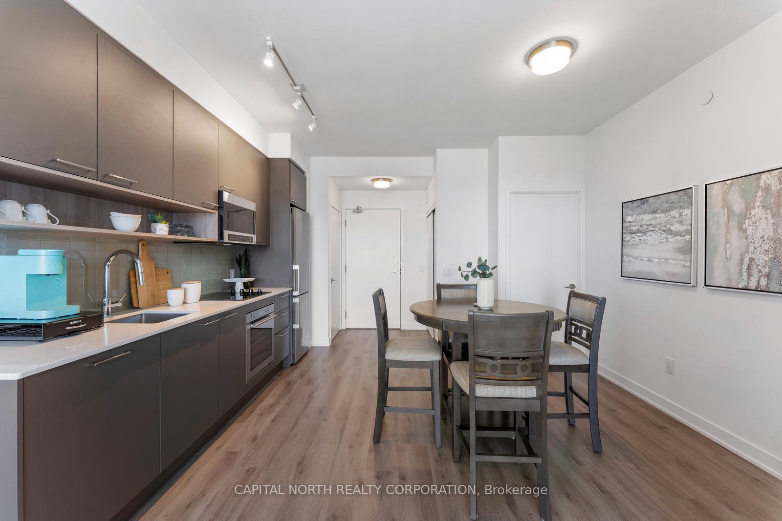 1 Bedroom Condo at 3005 Pine Glen, Oakville For sale
