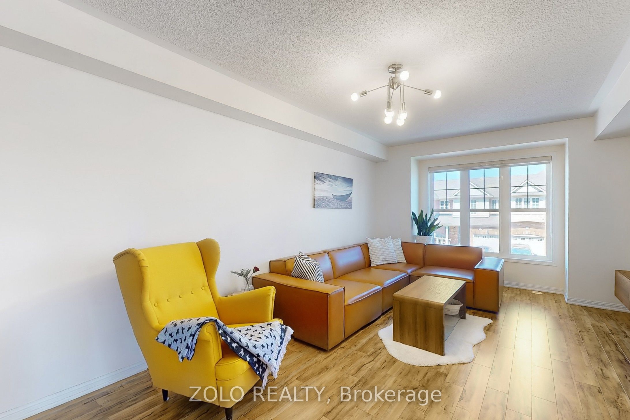 201 Woodley Crescent