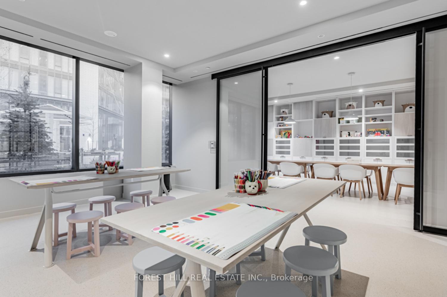3 Bedrooms Condo at 55 Cooper, Toronto For sale