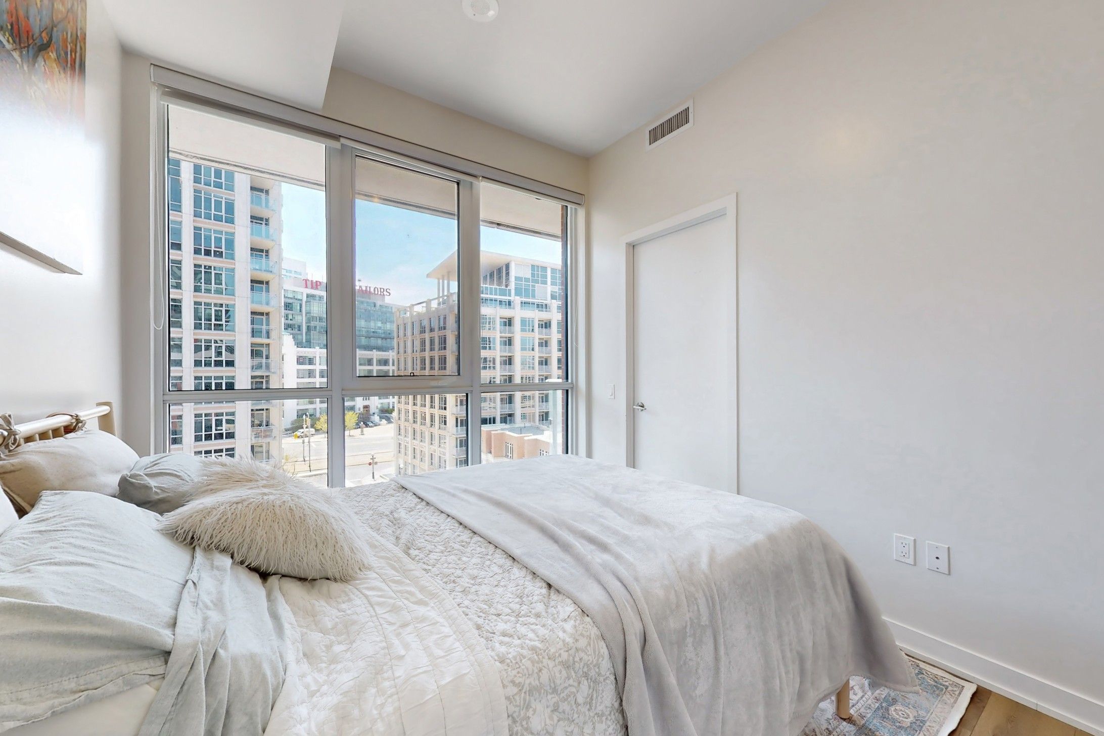 38 Iannuzzi Street 721