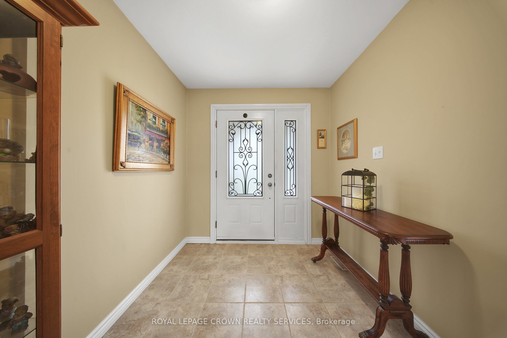 383 Ashworth Drive