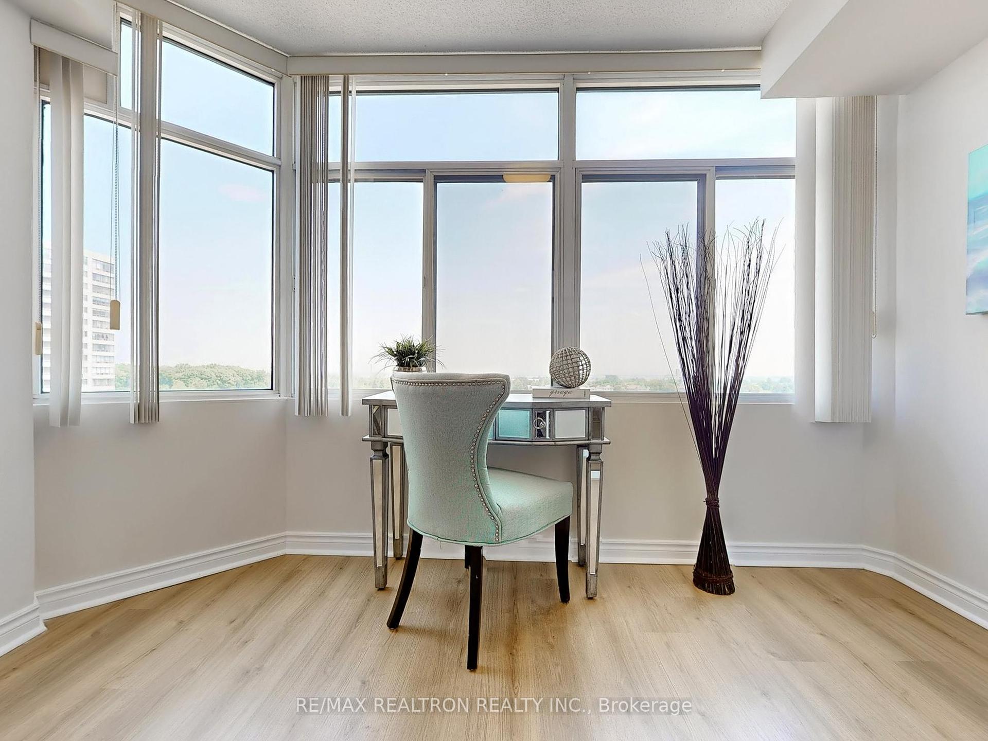 3 Bedrooms Condo at 88 Alton Tower, Toronto For sale
