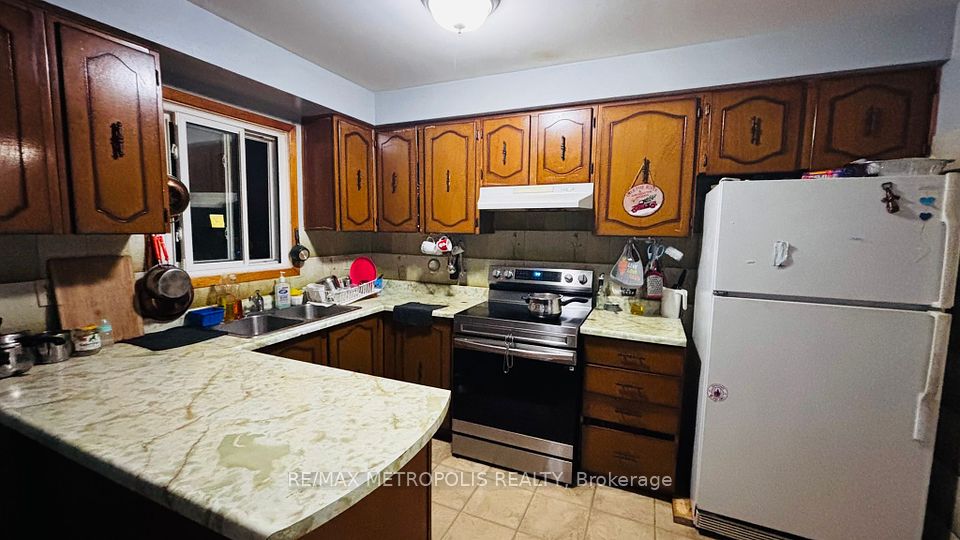 3 Prairie Dunes Place