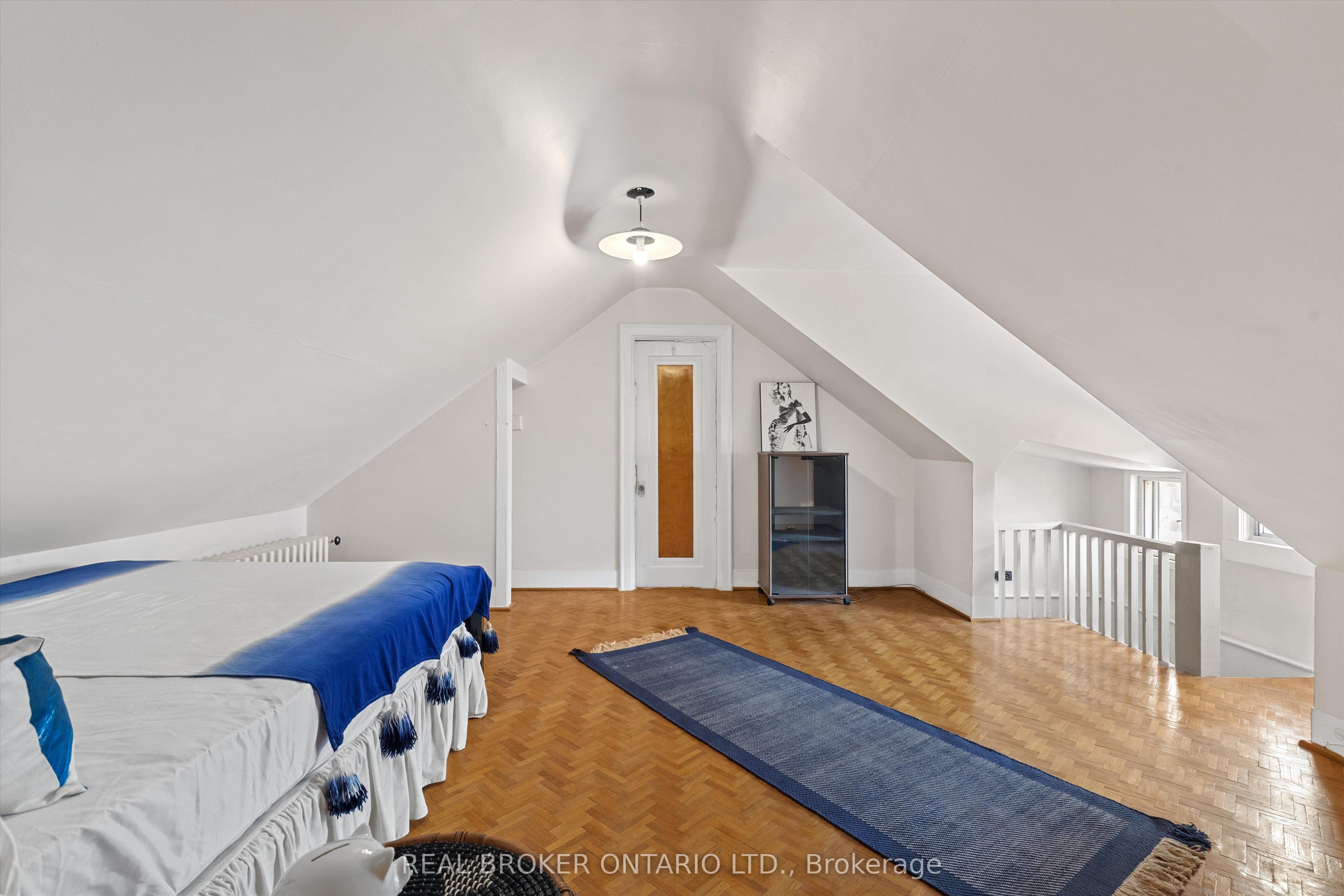 882 Coxwell Avenue