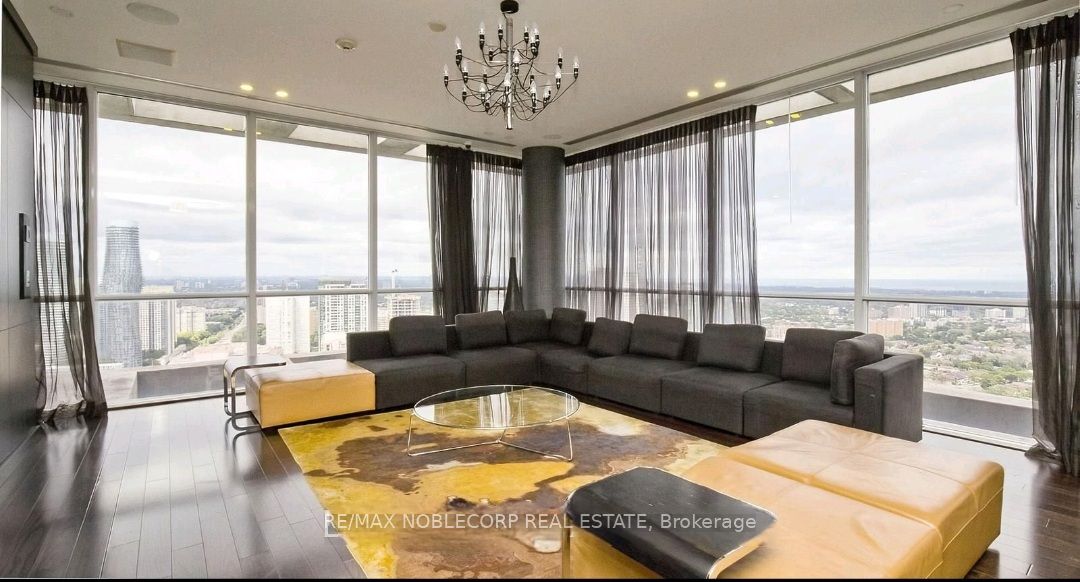 223 Webb Drive, #2101