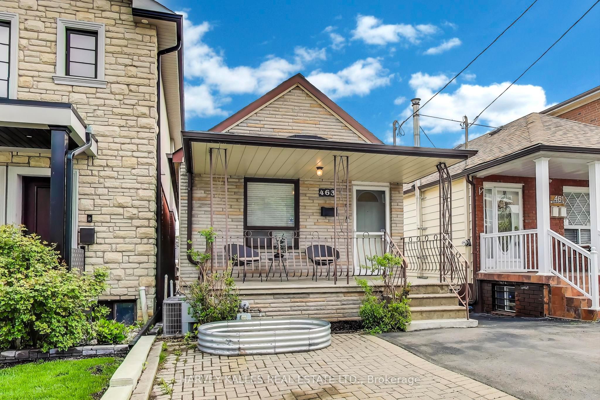 463 Westmount Avenue, Toronto, ON M6E 3N4