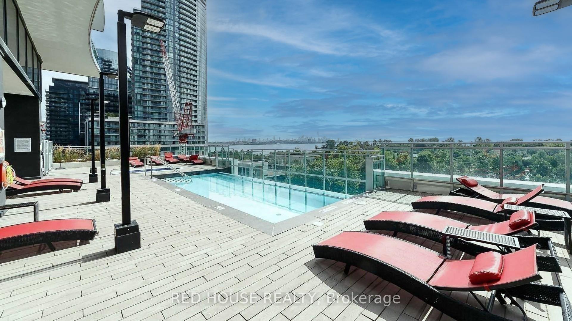 3 Bedrooms Condo at 33 Shore Breeze, Toronto For sale
