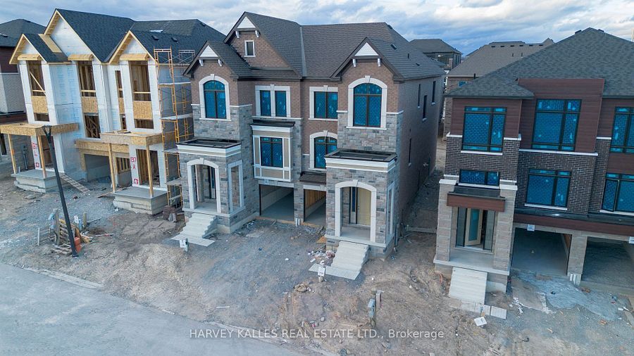 1048 Valhalla Terrace W