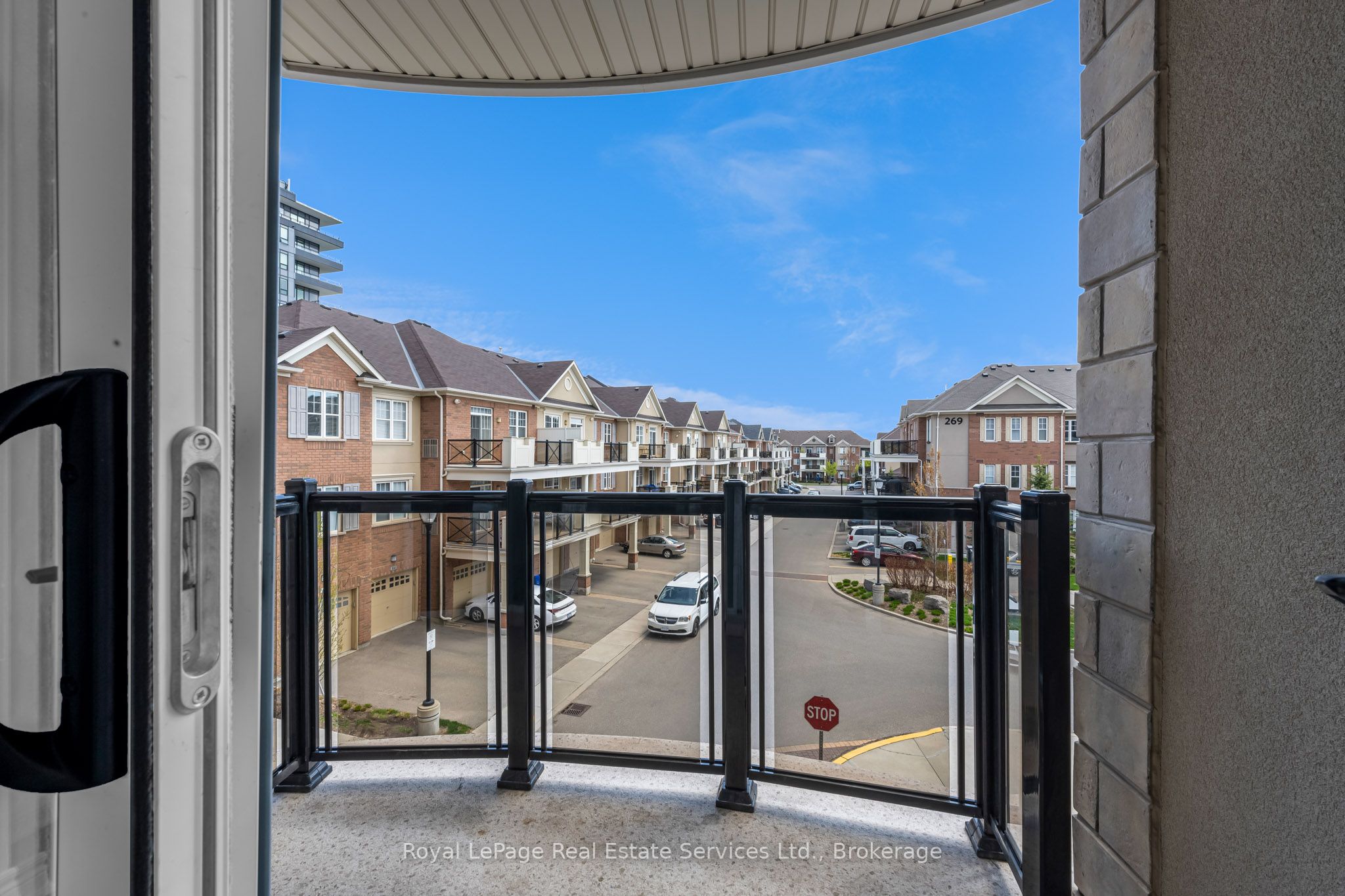 216 Oak Park Boulevard #231, Oakville 1015 - RO River Oaks
