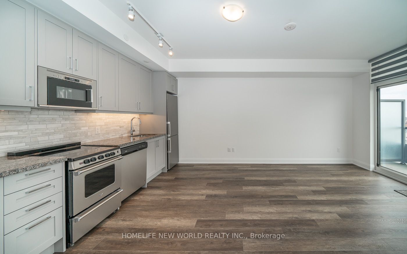 20 Gatineau Drive, #1405