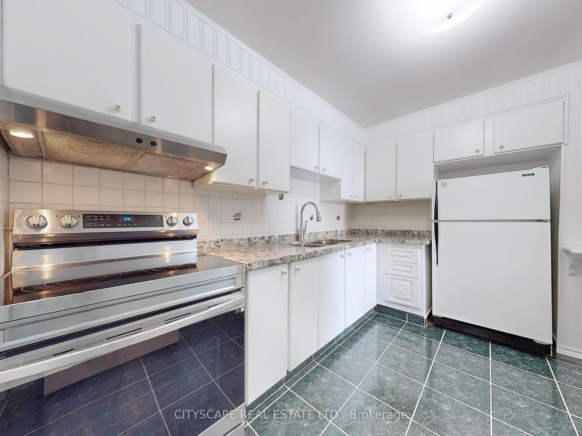 2 Bedrooms Condo at 1320 Mississauga Valley, Mississauga For sale