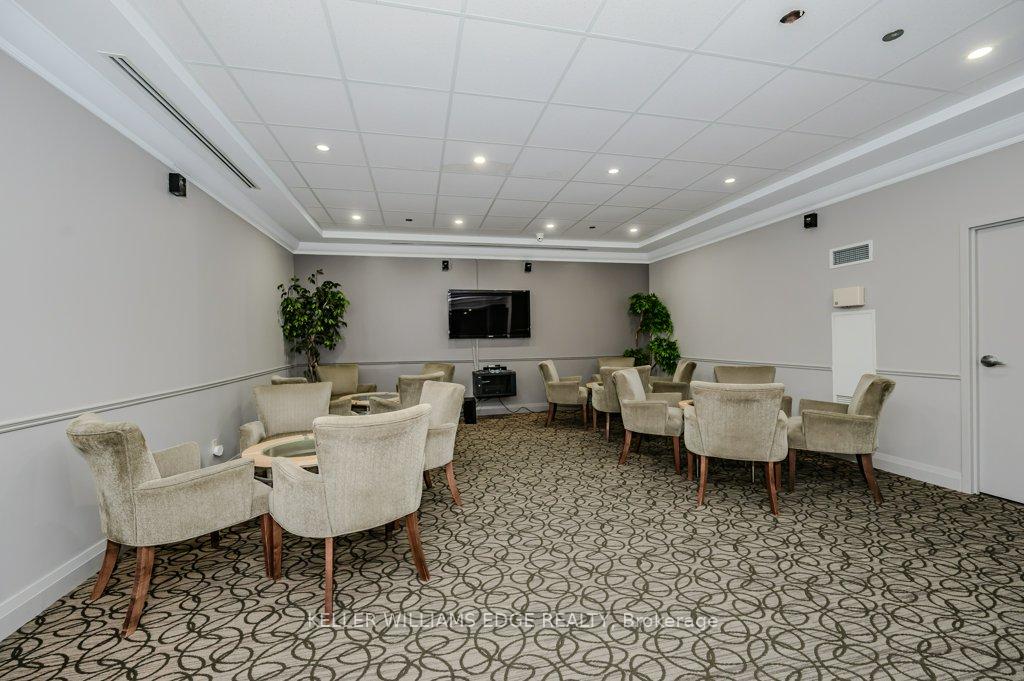 2 Bedrooms Condo at 1150 Parkwest, Mississauga For sale