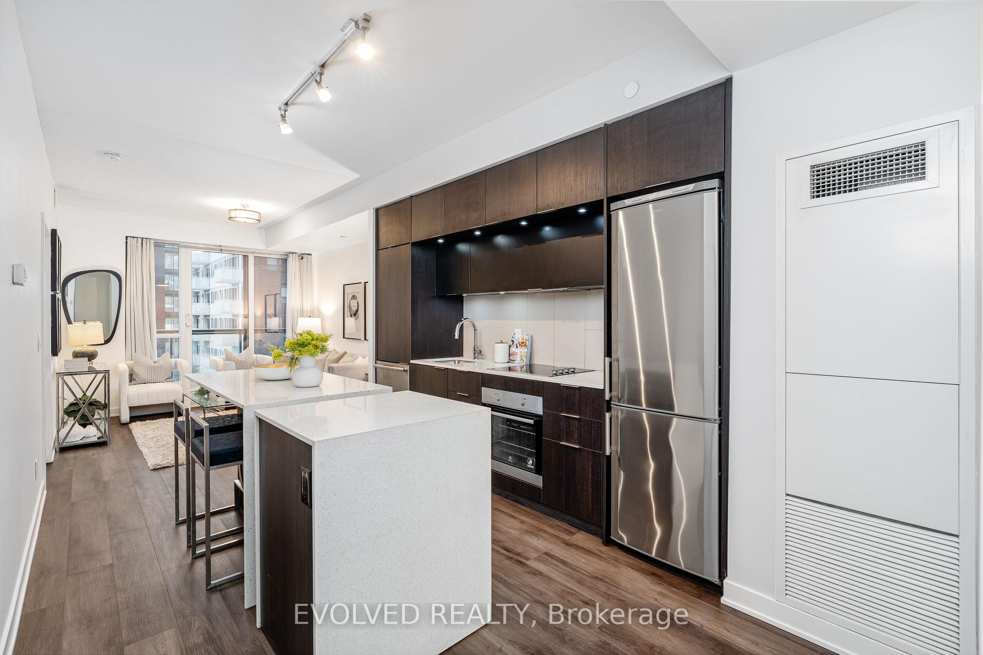 2 Bedrooms Condo at 55 Regent Park,  Toronto For sale