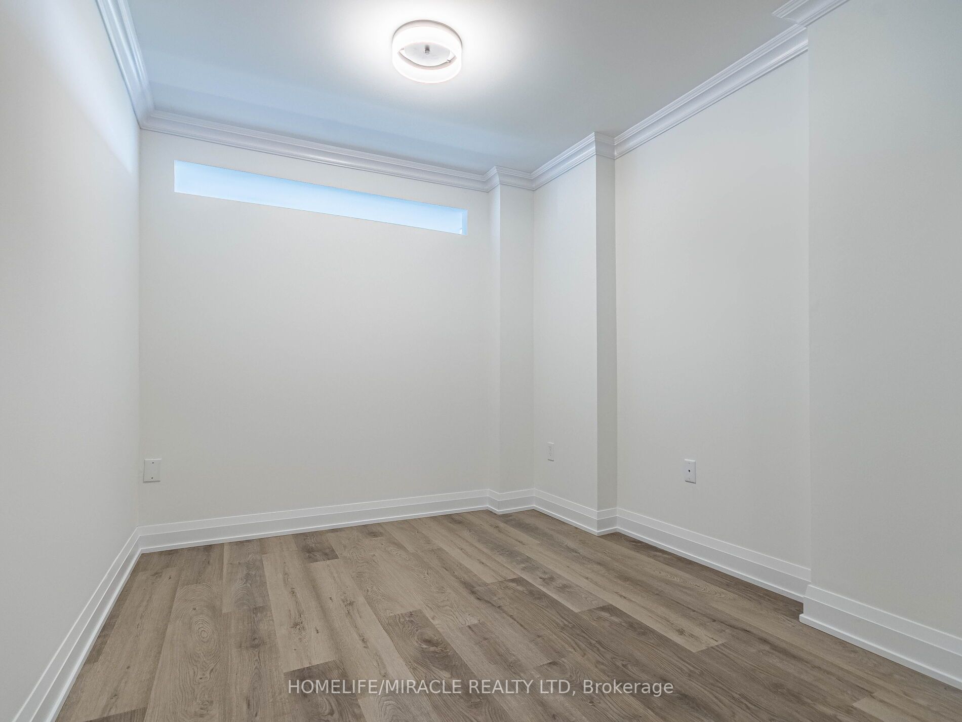 1270 Maple Crossing Boulevard, #604