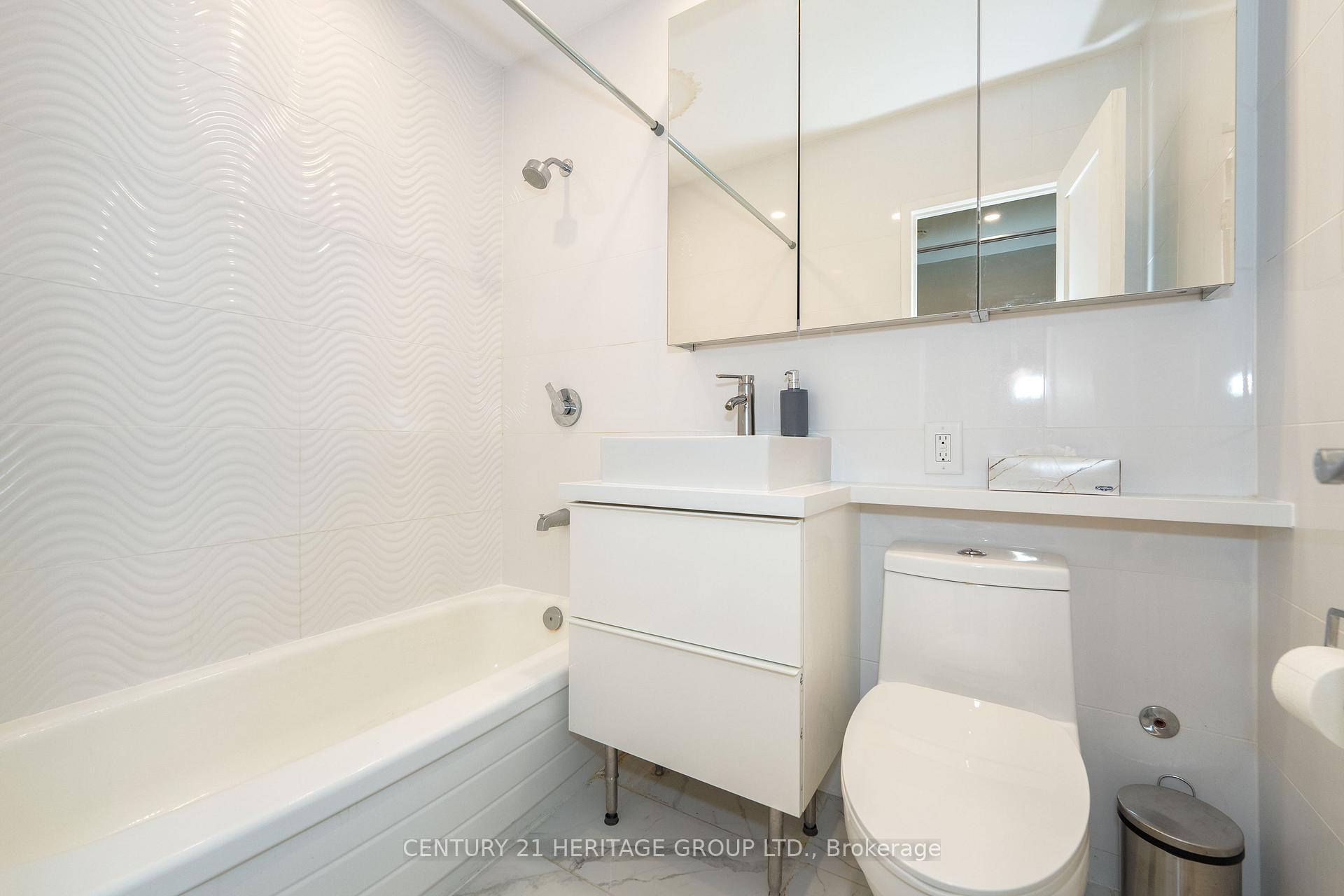 Co-op at 78 Warren, Toronto For sale