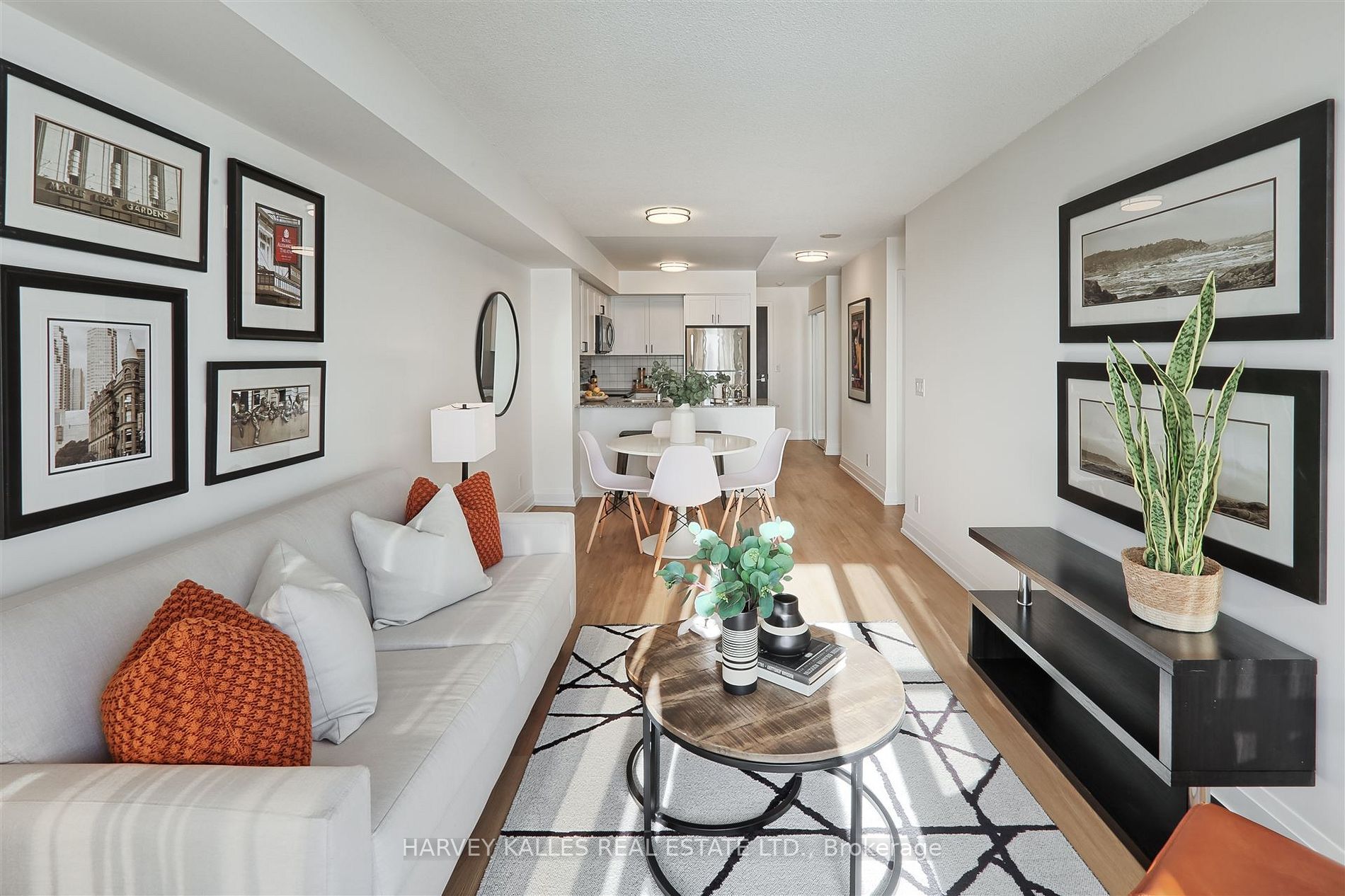 1070 Sheppard Avenue W 912