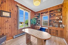 11833 Lakeshore Road