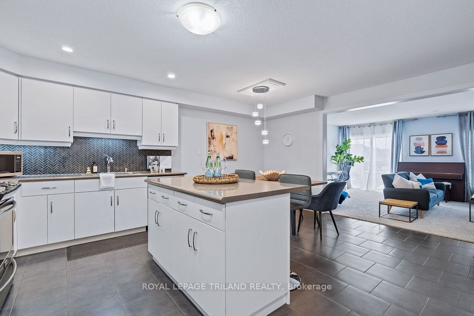 #50 - 1220 Riverbend Road, London South, ON N6K 0G5