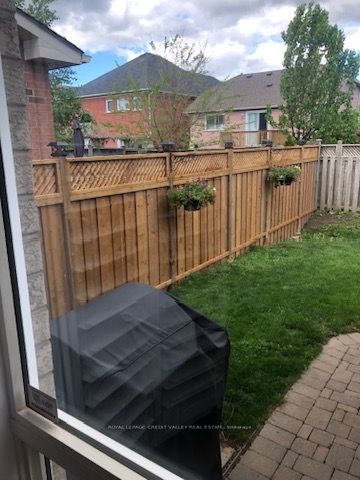 13 Brookstone Court