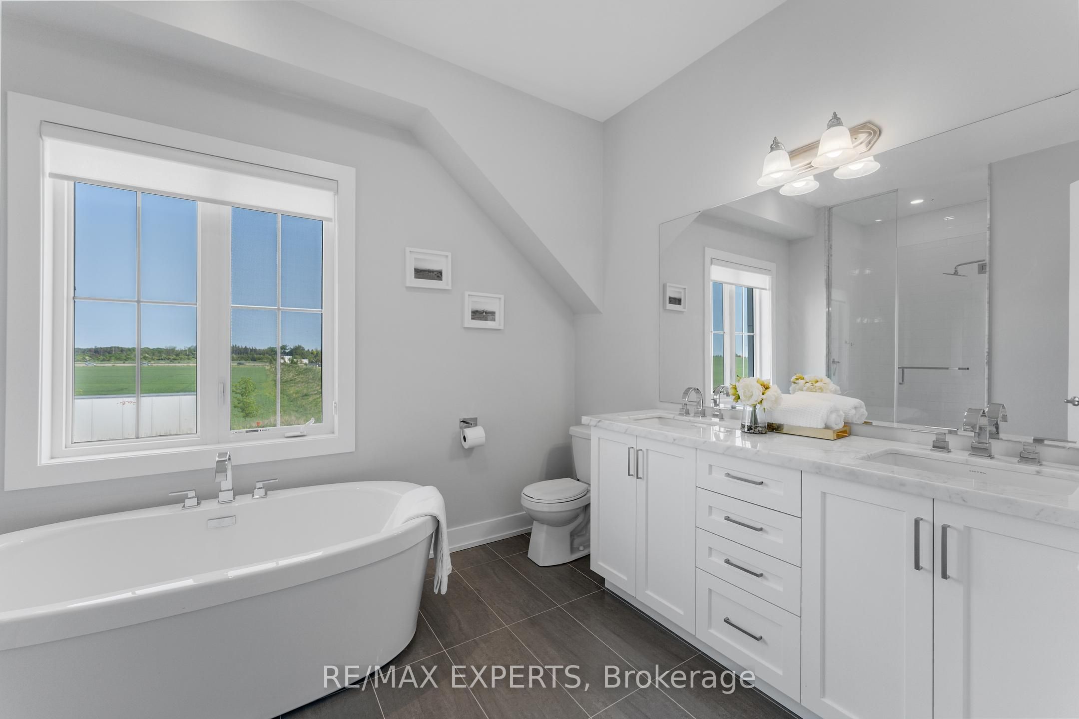 52 Doris Pawley Crescent