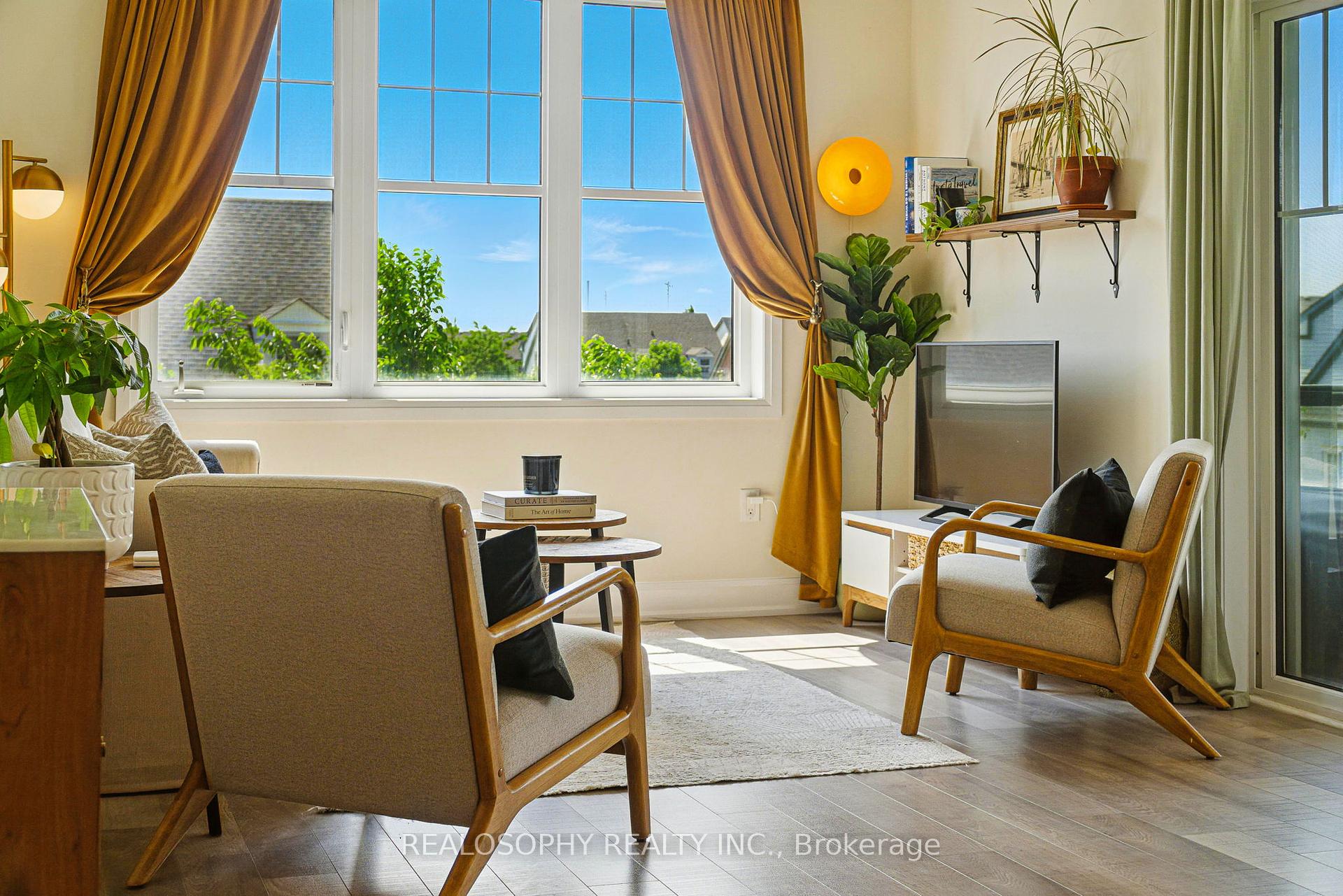2 Bedrooms Condo at 2333 Sawgrass, Oakville For sale