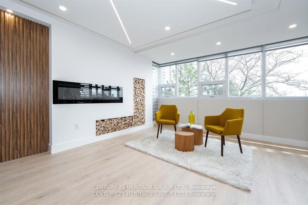 2 Bedrooms Condo at 3303 Don Mills, Toronto For sale