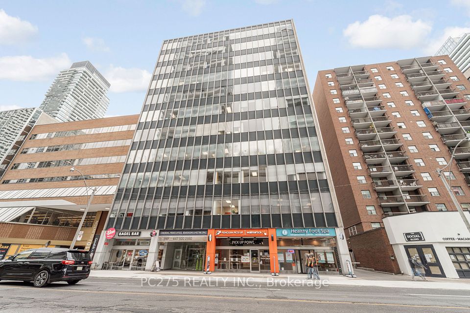120 Eglinton