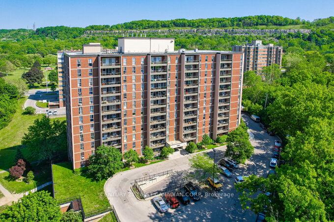 2 Bedrooms Condo at 1964 Main,  Hamilton For sale