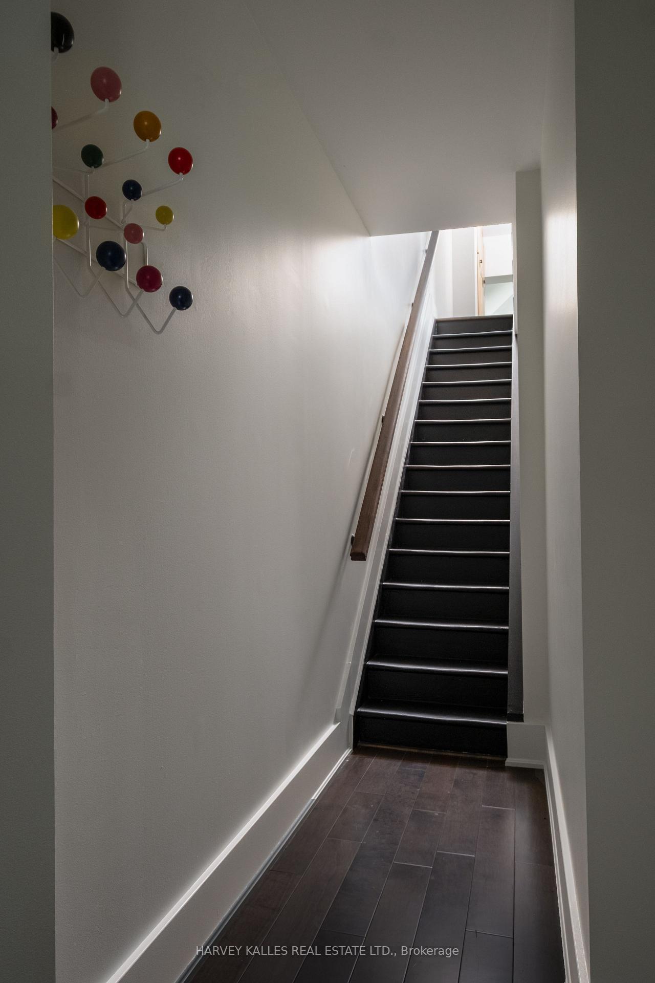 410 Roxton Road