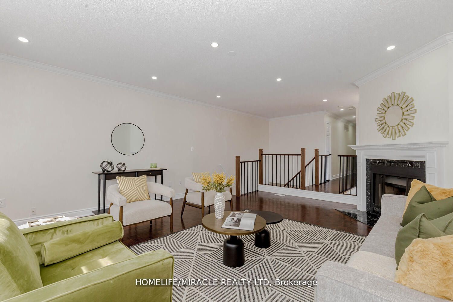 44 Leatherhead Court, #Upper