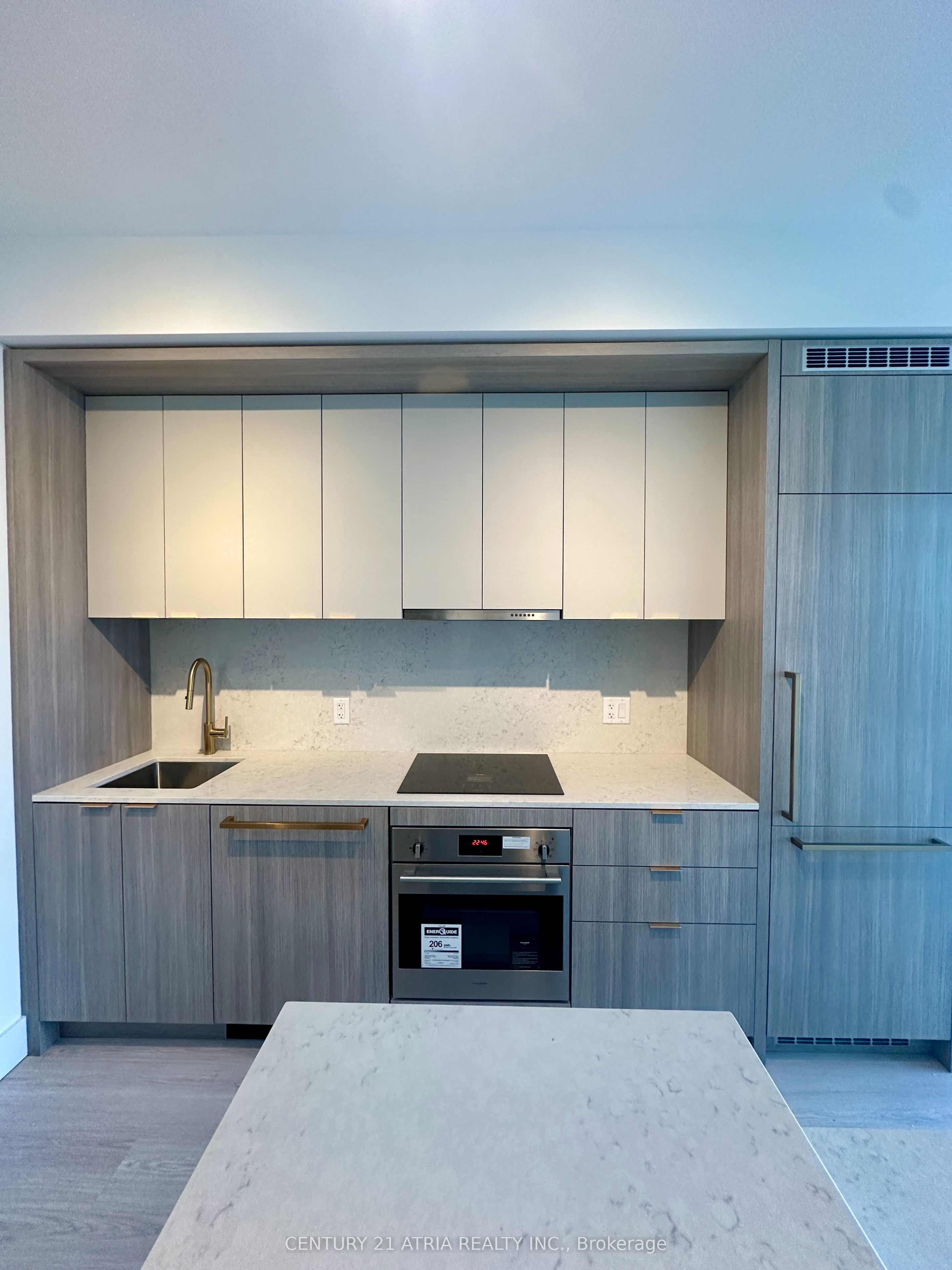 625 Sheppard Avenue E, #320