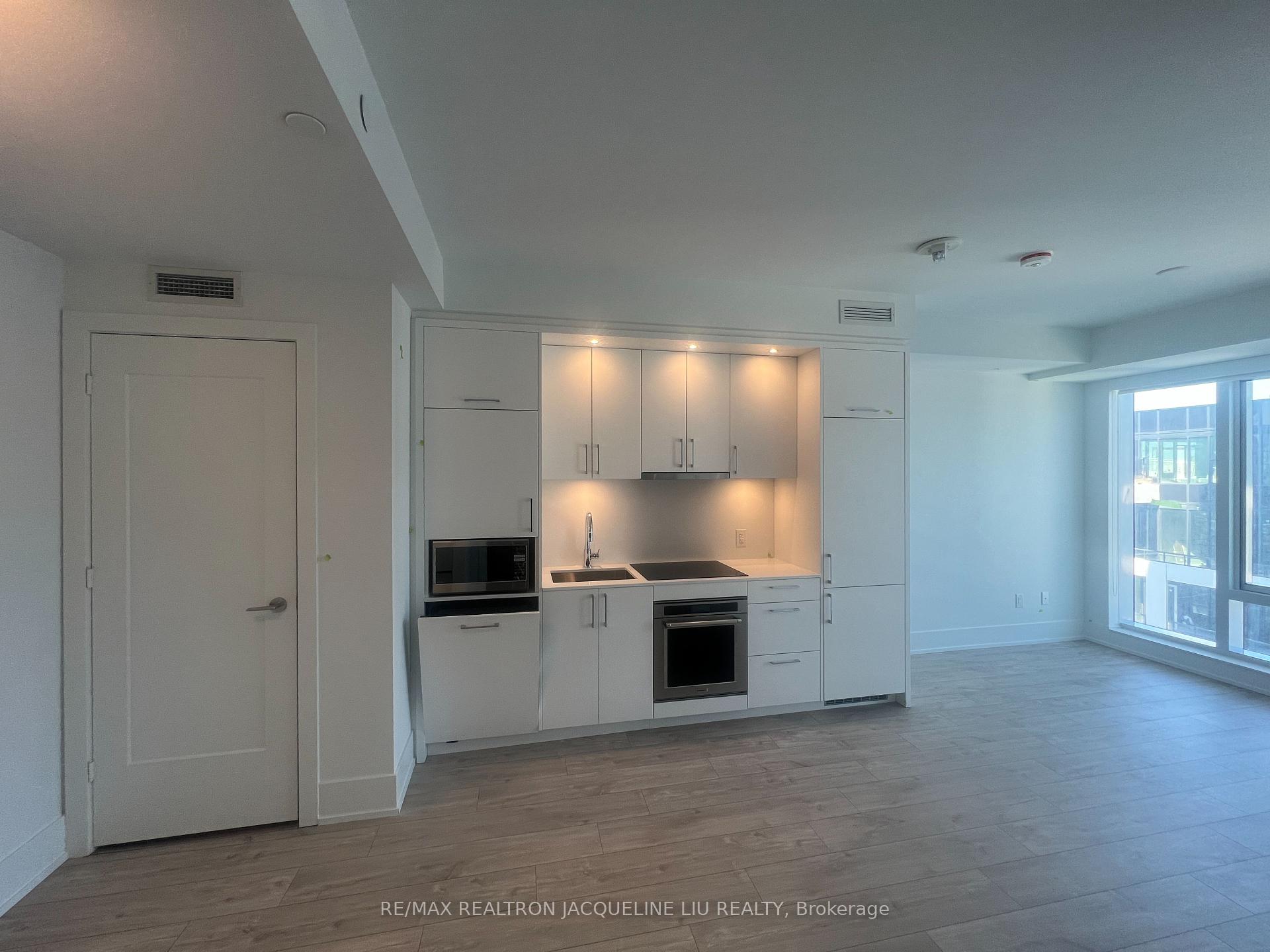 1 Bedroom Condo at 480 Front,  Toronto For sale