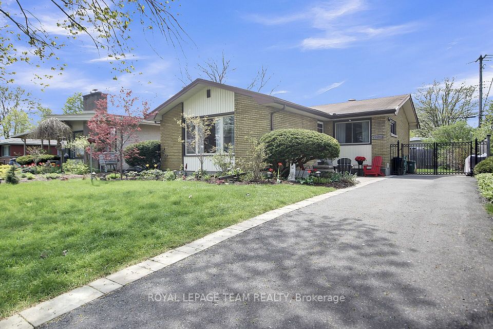 970 Parkhurst