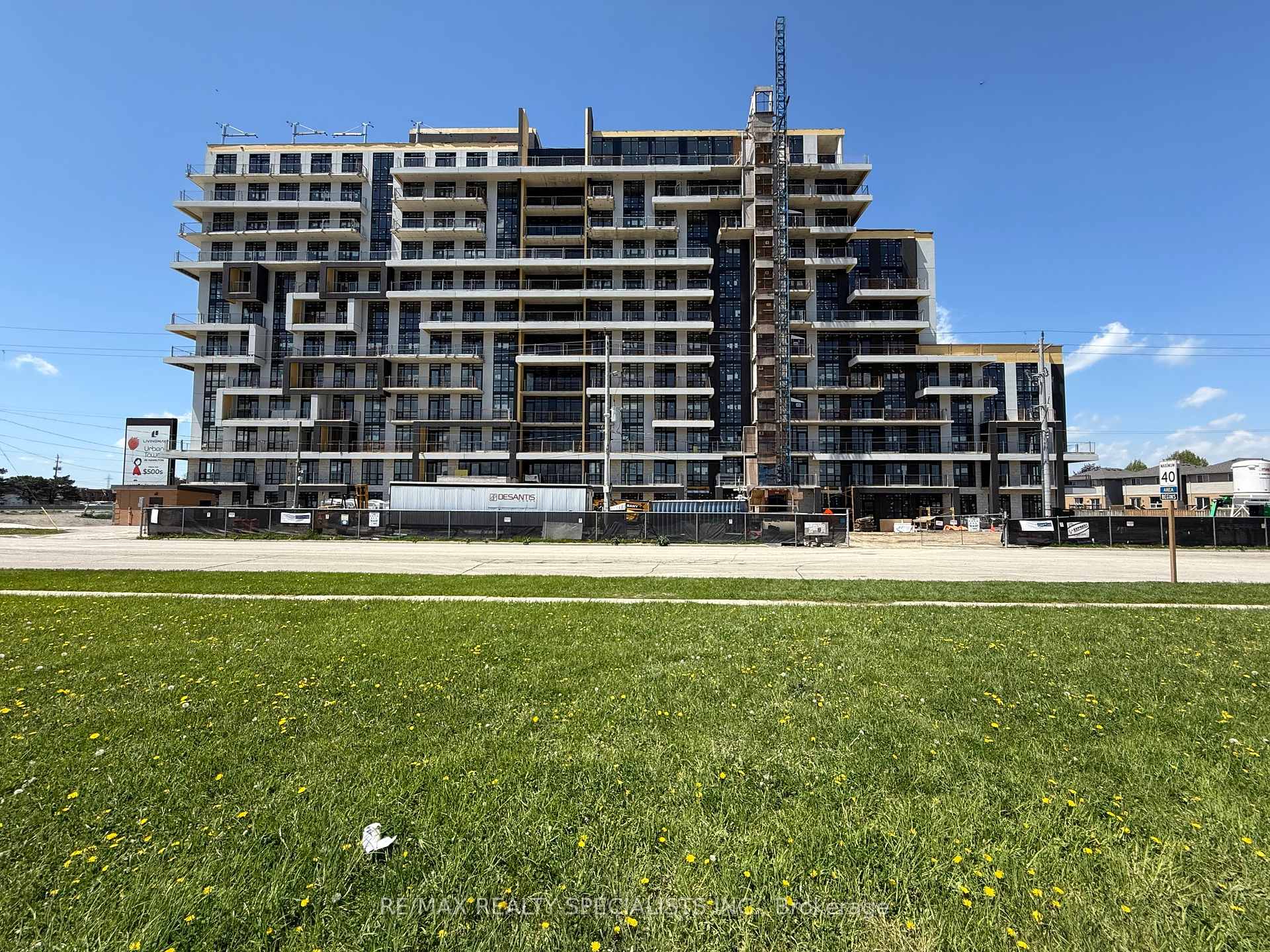 2 Bedrooms Condo at 461 Green, Hamilton For sale