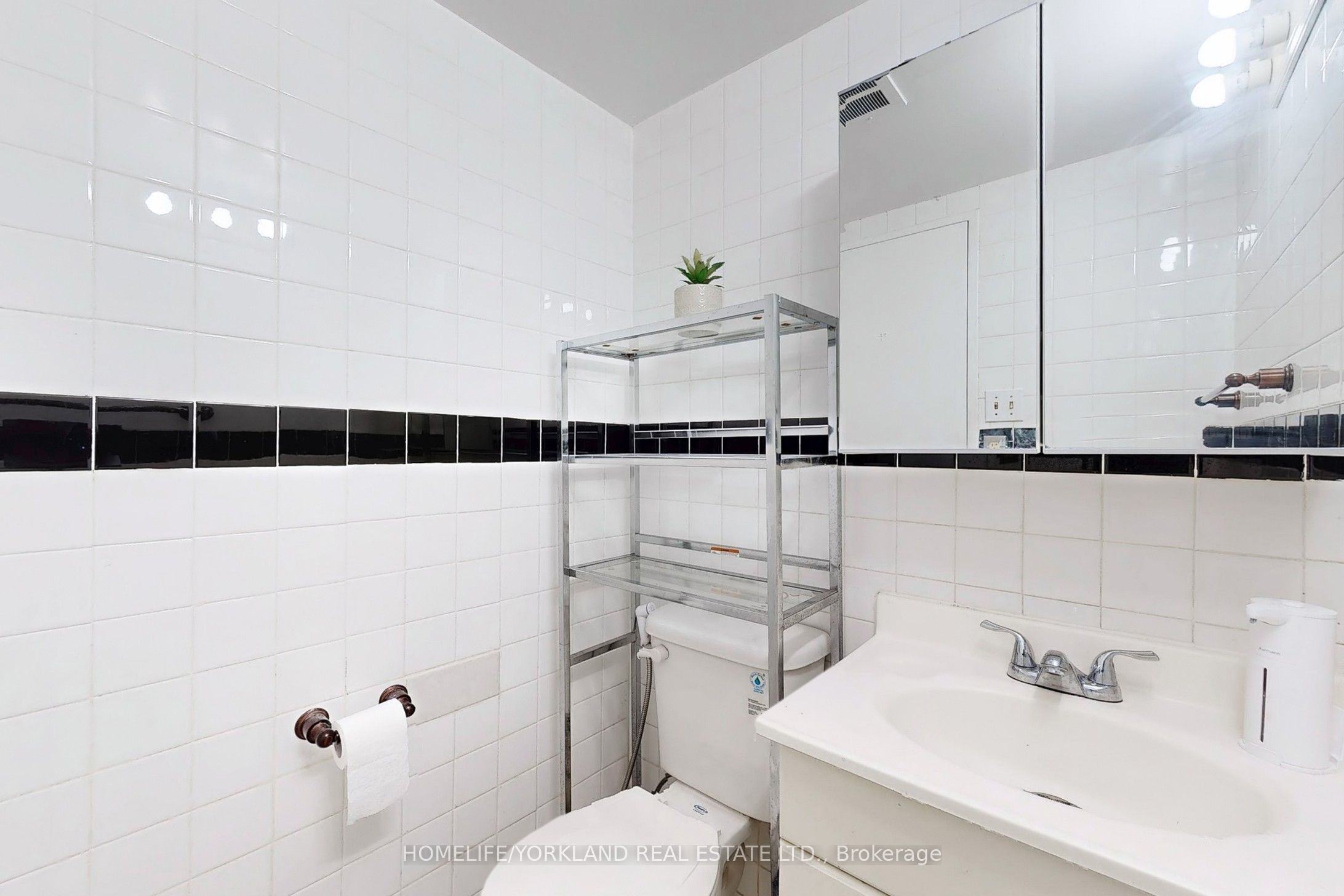 301 Prudential Drive, #1111