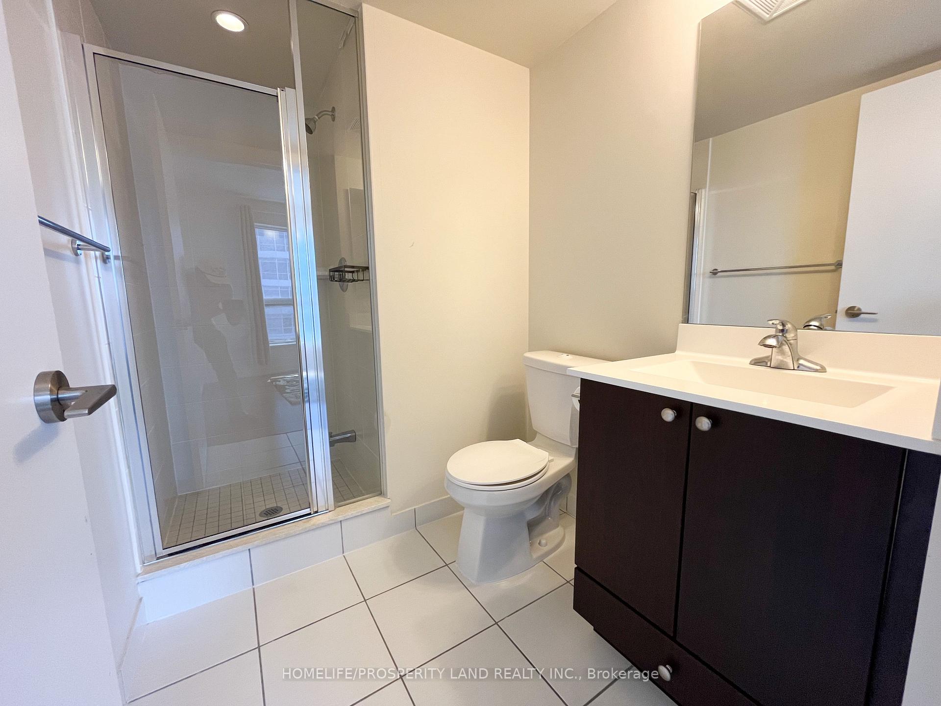 3 Bedrooms Condo at 181 Village Green, Toronto For sale